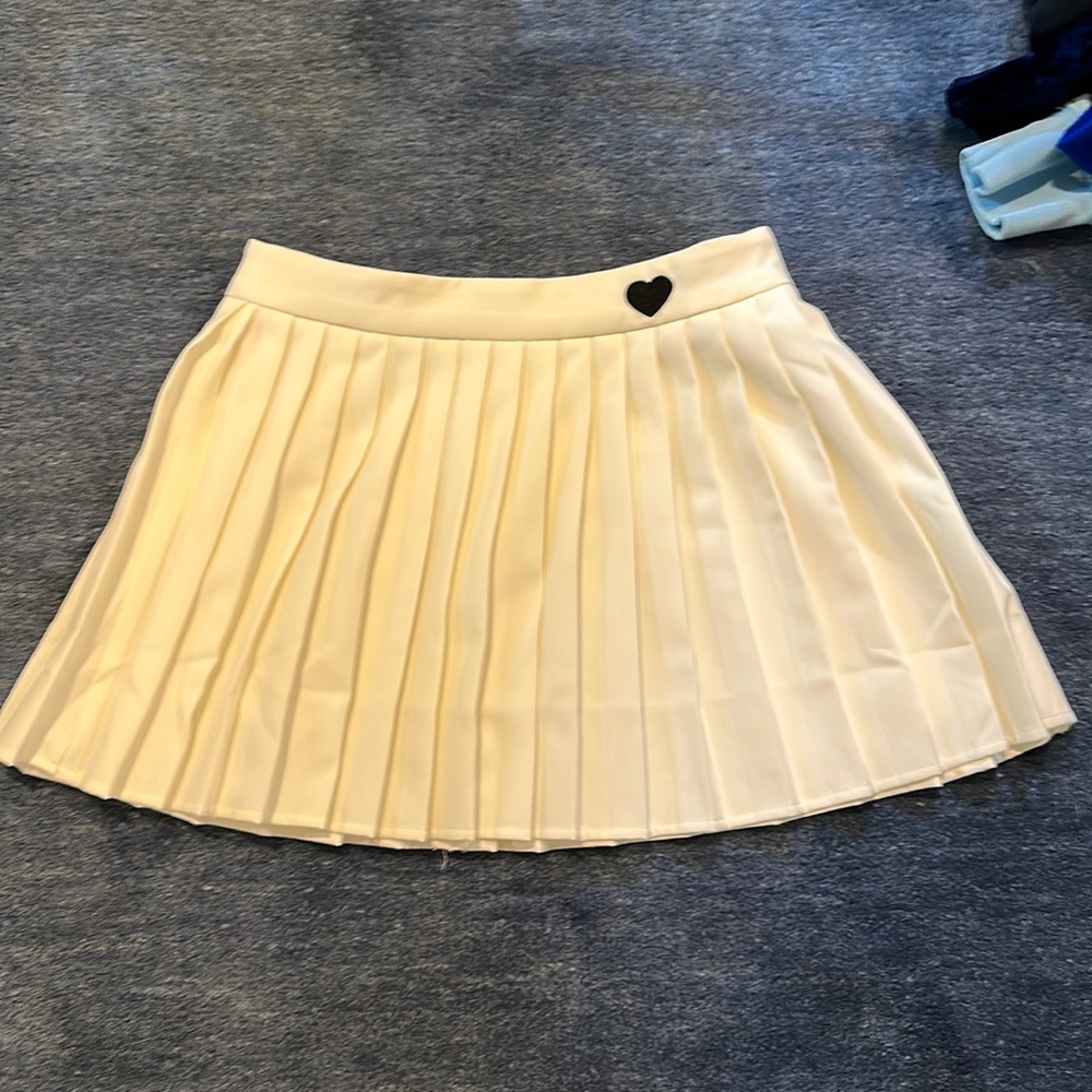 White flare skirt women’s size small